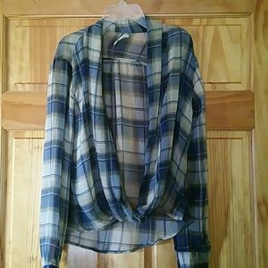 Plaid cross over top