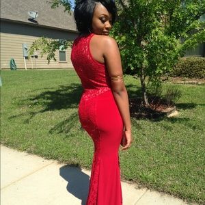 red lace prom dress!