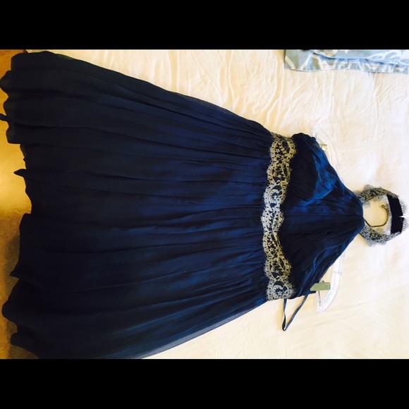 Navy BCBG cocktail dress - Picture 1 of 3