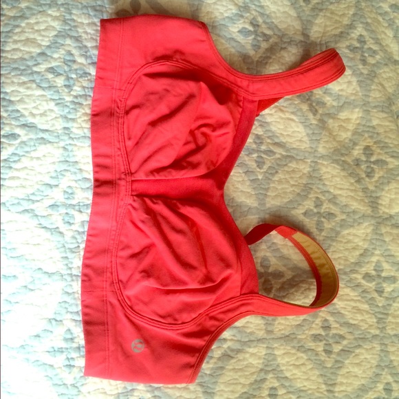 Lululemon 36D Tata tamer