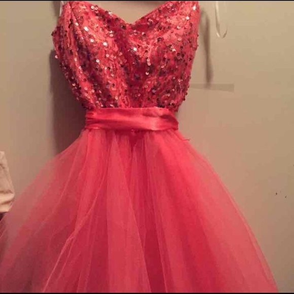 Prom Dress - Picture 3 of 3