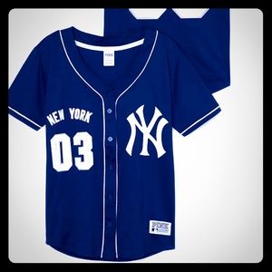 SCAMMED. Victoria secret pink Yankees jersey