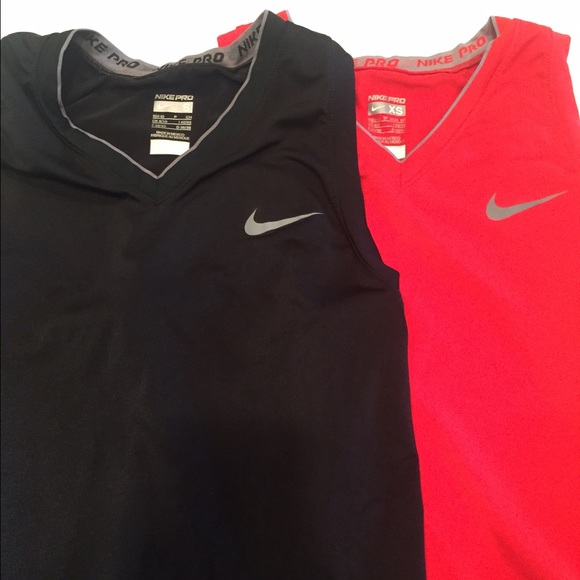 Nike Top Bundle❤️✨