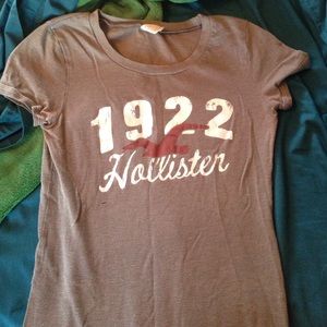 Hollister shirt