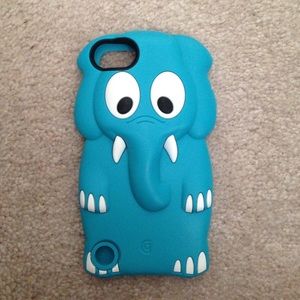 IPod touch 5 case perfect condition rubber so cute
