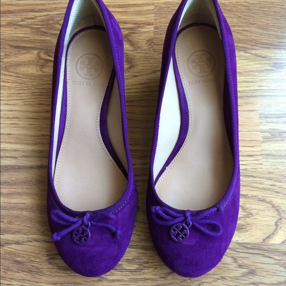 Tory Burch Chelsea wedge in sweet plum