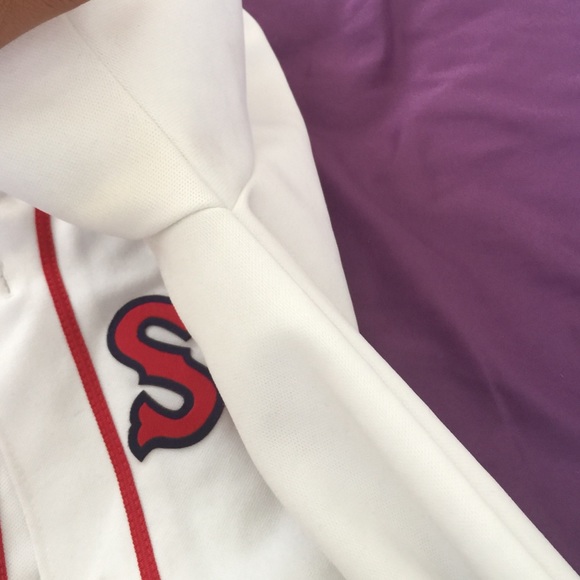 Red Sox Baseball Jersey - Picture 2 of 3