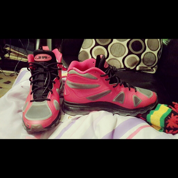 Pink Nike griffey