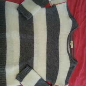 Oversized grey and white sweater