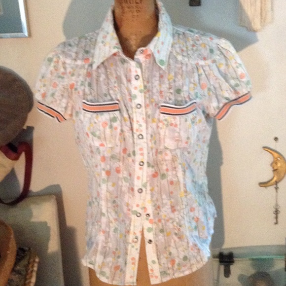 Industry  Tops - aloha ! Printed blouse reverse for bundle