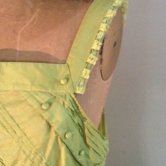 Lace insert tank - Picture 3 of 6