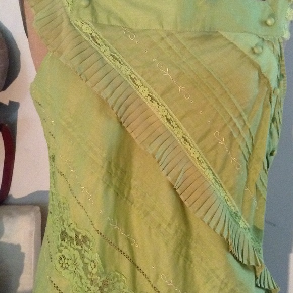 Lace insert tank - Picture 4 of 6