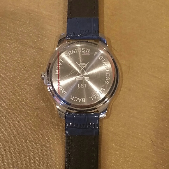 Watch - Picture 3 of 3