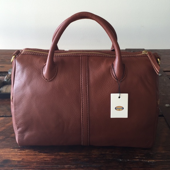 Fossil Handbags - 🎉FLASH SALE 🎉Soft leather large Fossil purse