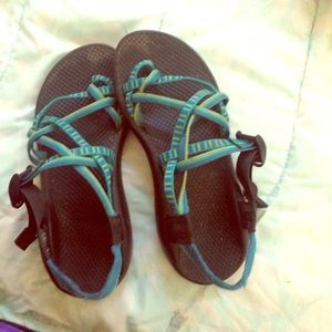 Chacos!!