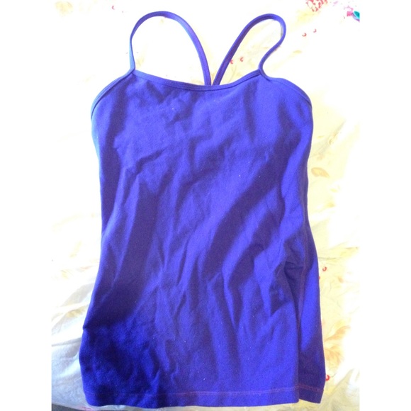 Lulu lemon power y tank size 2