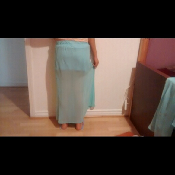 Long Skirt handmade Turquoise New. Never worn. - Picture 4 of 4