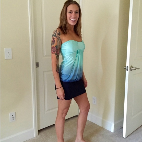 ☑️☑️SOLD☑️☑️Gorgeous Ombré Dress/Top - Picture 2 of 4