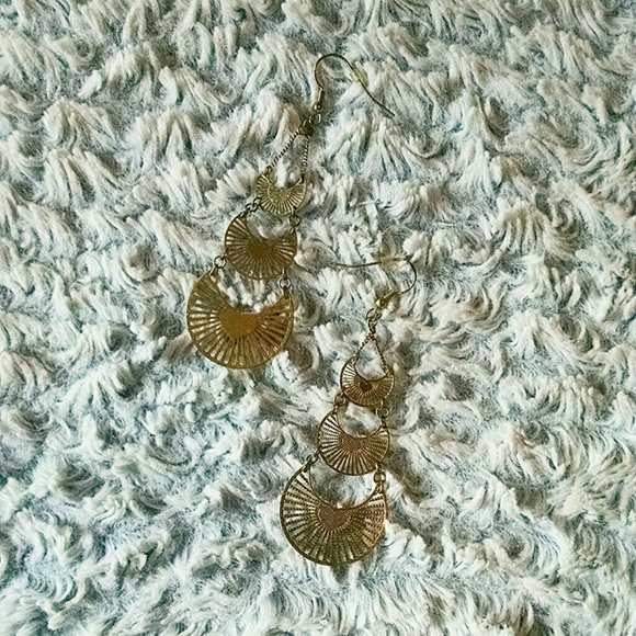 SOLD at Consignment heart fan dangle earrings