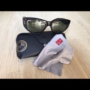 Ray-Ban women's Vagabond Sunglasses