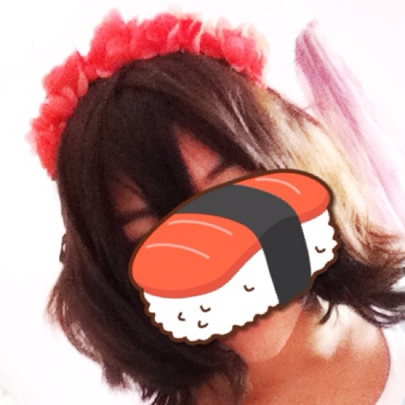 Pink flower crown/headband - Picture 2 of 2