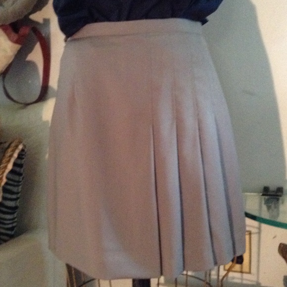 D&G pleated skirt - Picture 3 of 4