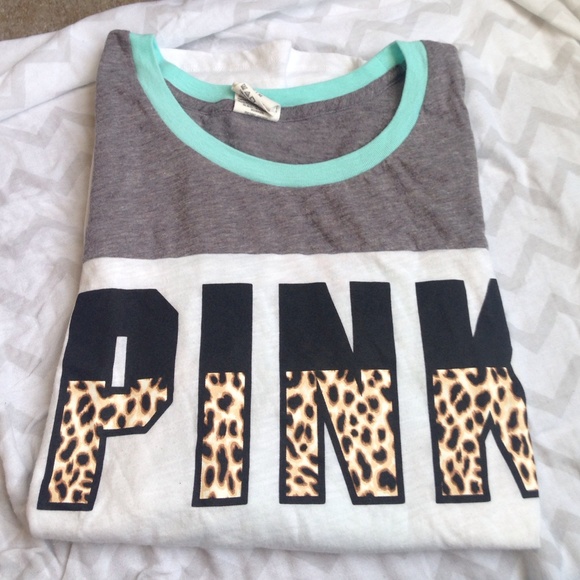 VS PINK half sleeve shirt