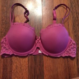 Chantelle Rive Gauche Tshirt Bra. 32D