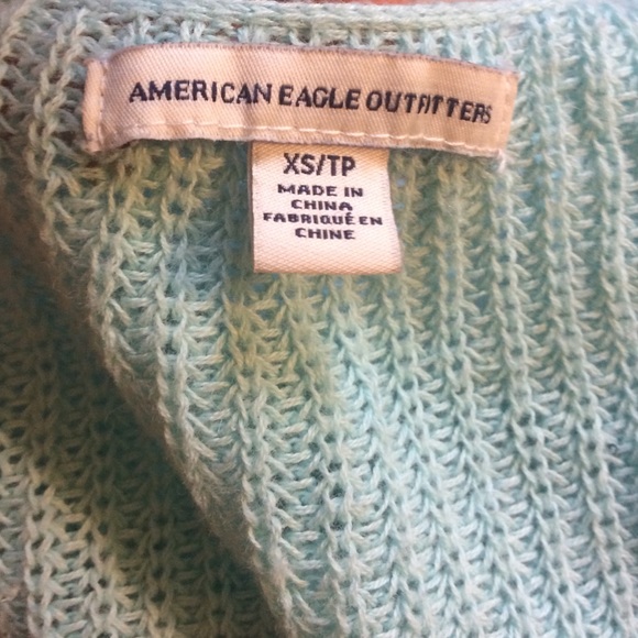 🚫🚫sold🚫🚫American eagle crop sweater - Picture 3 of 4
