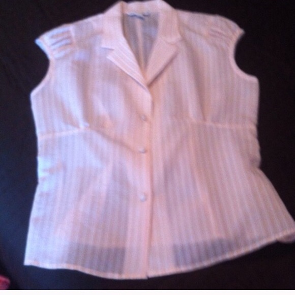 Banana republic top and crops bundle