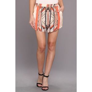 XS MINKPINK Mayan Temple Shorts