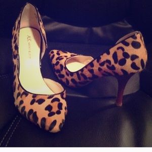 🎉Reduced🎉 Anne Klein leopard print pumps