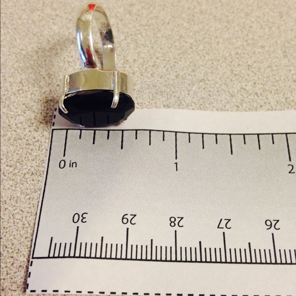 Onyx Sterling Silver Ring, Sz 7 - Picture 4 of 4