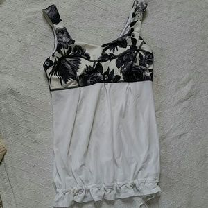 NWOT lululemon tank