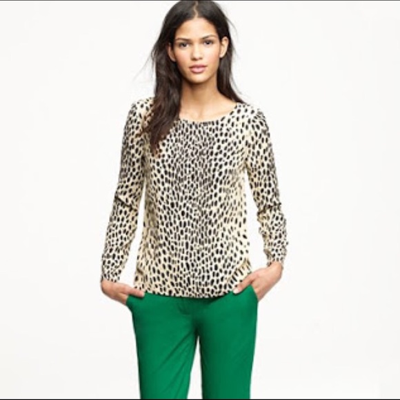 J Crew green Capri pants. - Picture 3 of 4