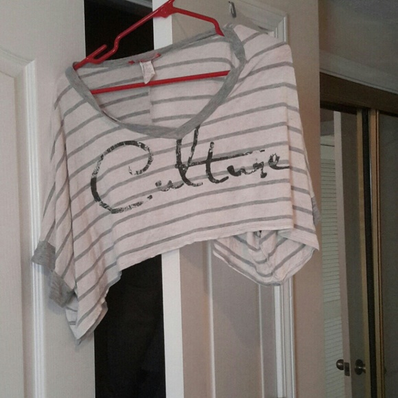 Crop top