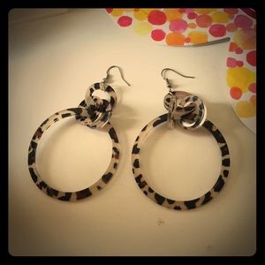 Leopard print earring