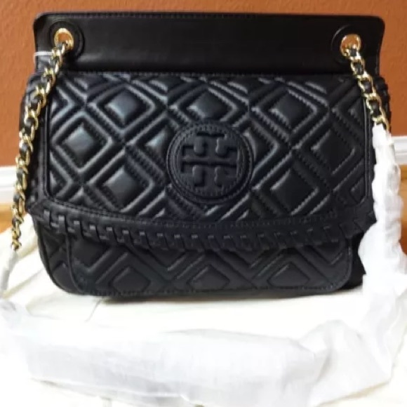 20% off Tory Burch Handbags NWT Tory Burch Marion quilted small 20% off Tory Burch Handbags NWT Tory Burch Marion quilted small