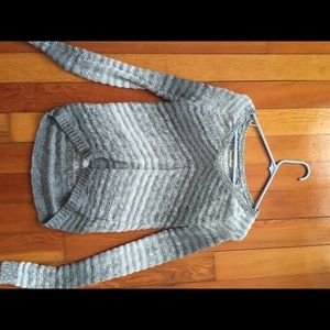 Hollister v-neck grey sweater