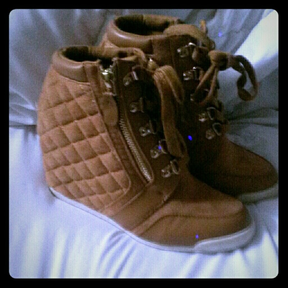 Hidden wedge sneakers