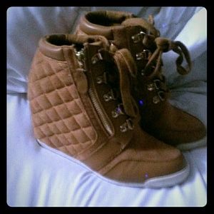 Hidden wedge sneakers