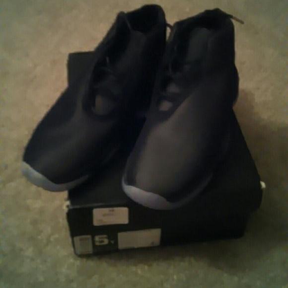 Jordan Futures. Size 5y.