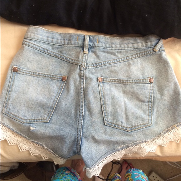 Free people high waisted shorts - Picture 2 of 3