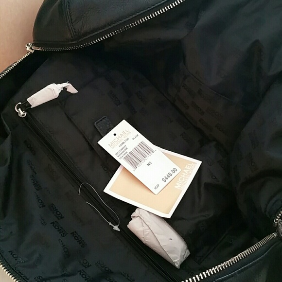 🎉HOLIDAY SALE🎉 MK Hamilton Weekender BLACK - Picture 3 of 4