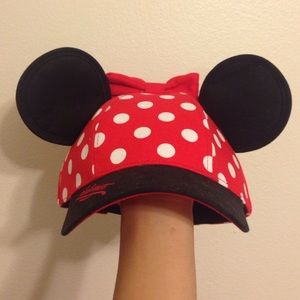 Minnie Mouse Disneyland hat