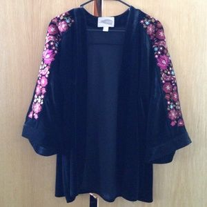 Floral Embroidered Velvet Kimono