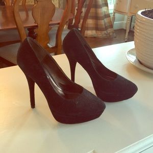 Steve Madden Black Suede Heels