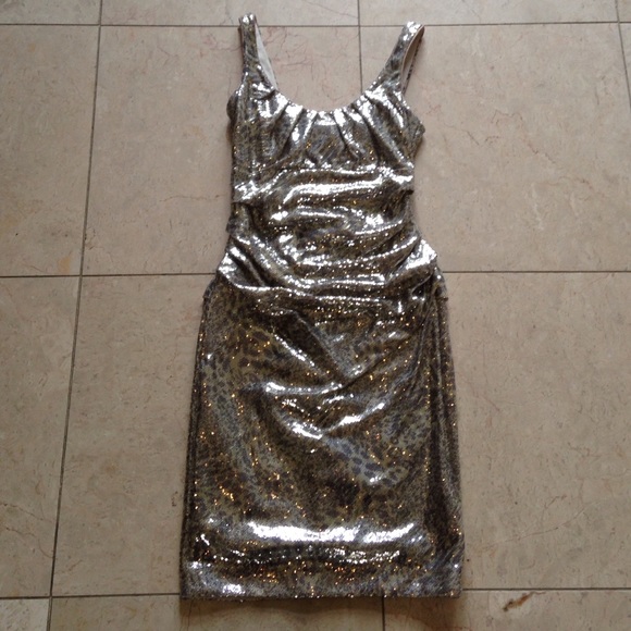 Sexy gold tiger print sequent  dress💋💋 - Picture 3 of 4