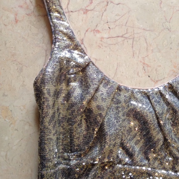 Sexy gold tiger print sequent  dress💋💋 - Picture 4 of 4