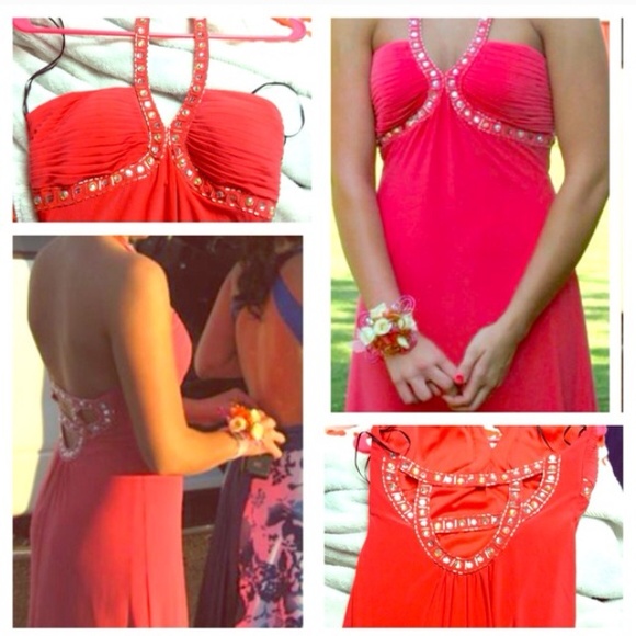 Coral prom dress!